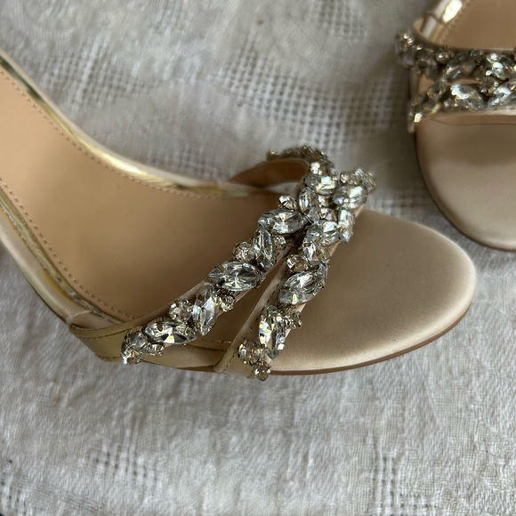 Jewel by Badgley Mischka heels - Picture 4 of 12
